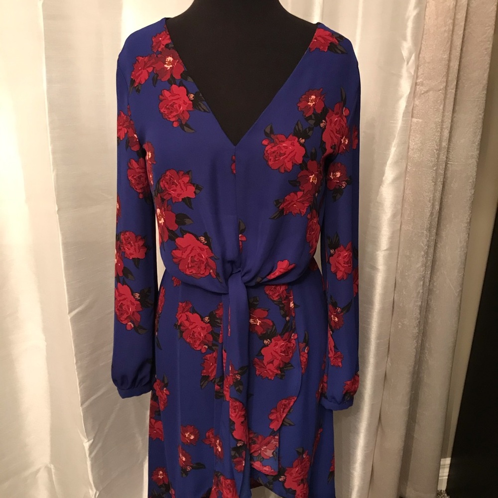 Dynamite 🧨 dress. Size XS